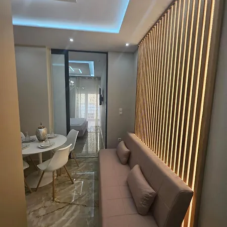 Lägenhet Agora Luxury 10 Loutráki