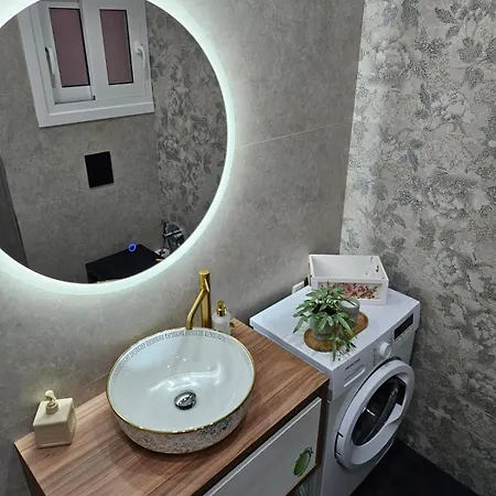 Lägenhet Agora Luxury 10 Loutráki